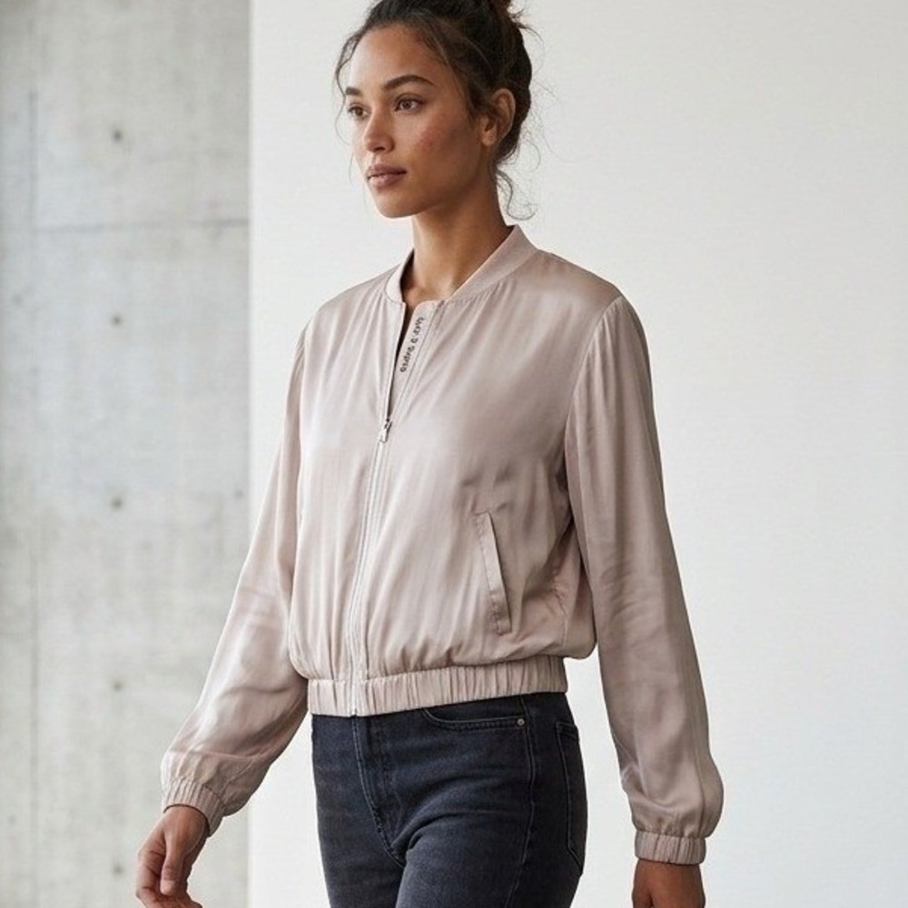Lola & Sophie New York Satin Bomber Jacket Silver Womens Medium Elegant Casual